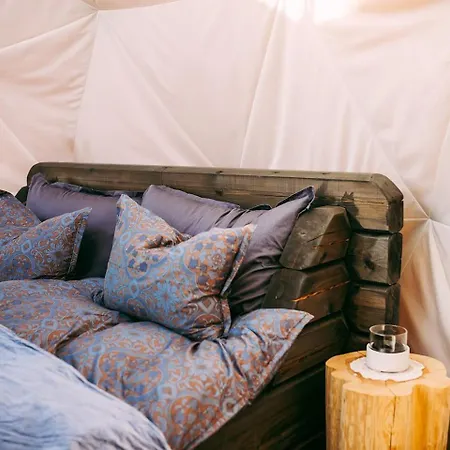 Lüks kamp alanı Arctic Dome Namdalen